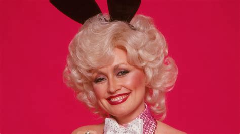 has dolly parton posed nude|Dolly Parton Recreated Her 1978 Playboy Cover for Her。